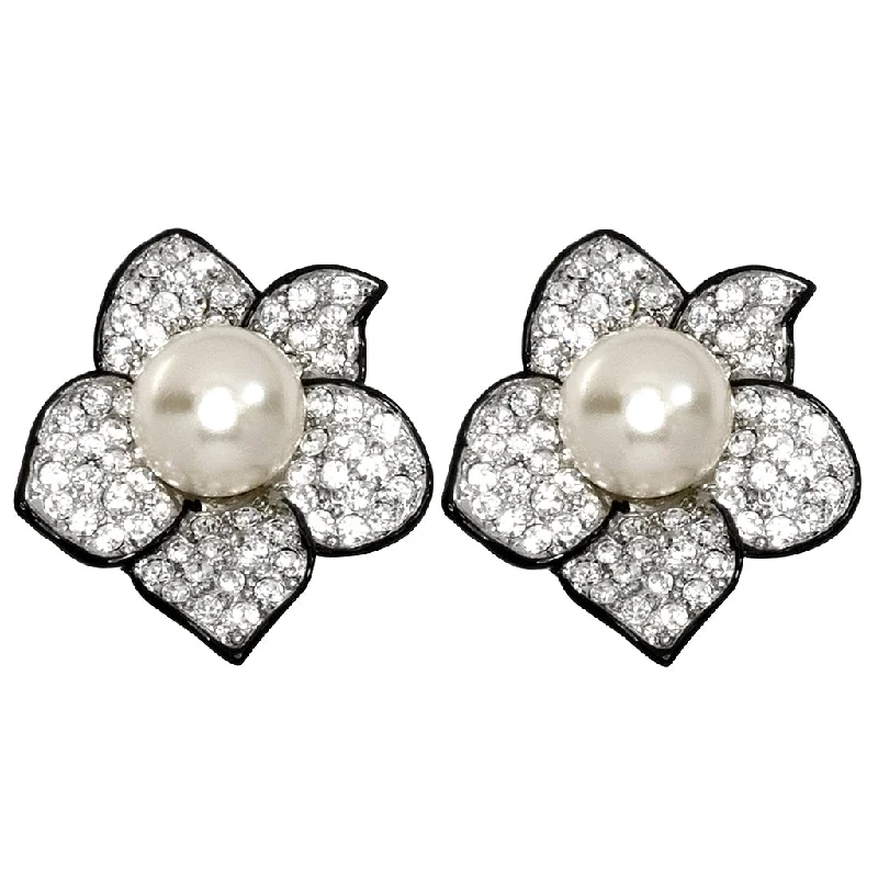 Pearl Center Flower Clip Earrings